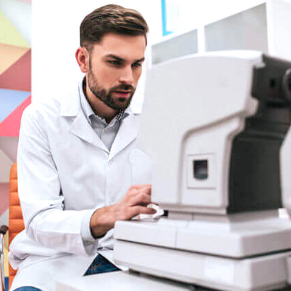 optometrist in Sharpstown